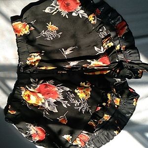 Black Flower print Foreign Exchange size S